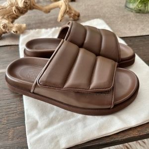 Gia Borghini Padded Sandals (size 39)